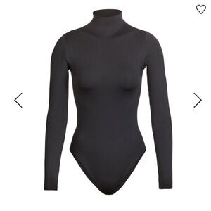 ESSENTIAL MOCK NECK LONG SLEEVE BODYSUIT